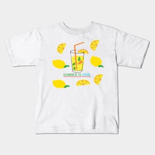 Summer feels Kids T-Shirt